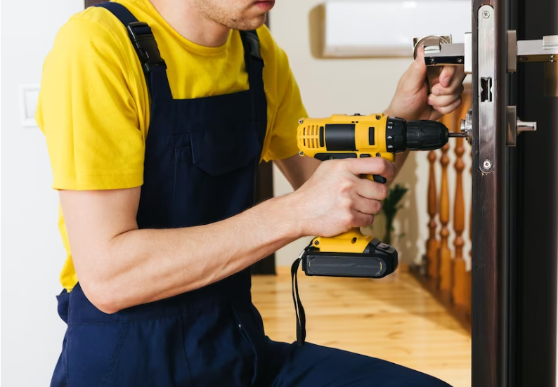 cerrajero-en-busca-de-curro Cerrajero-en-busca-de-clientes-currando